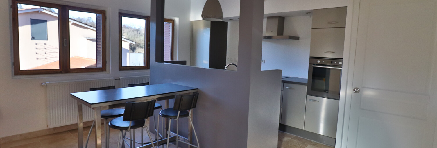 Maison 5 Pièces 93 m² à louer à Charbonnières-les-Bains (69260)