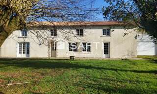 Maison 7 Pièces 225 m² à vendre à Celles-sur-Belle (79370)