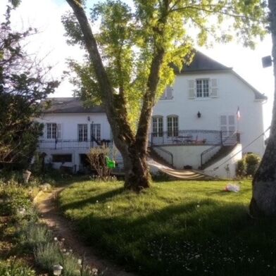 Maison 11 pièces 280000 €