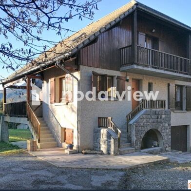 Maison 6 pièces 599000 €