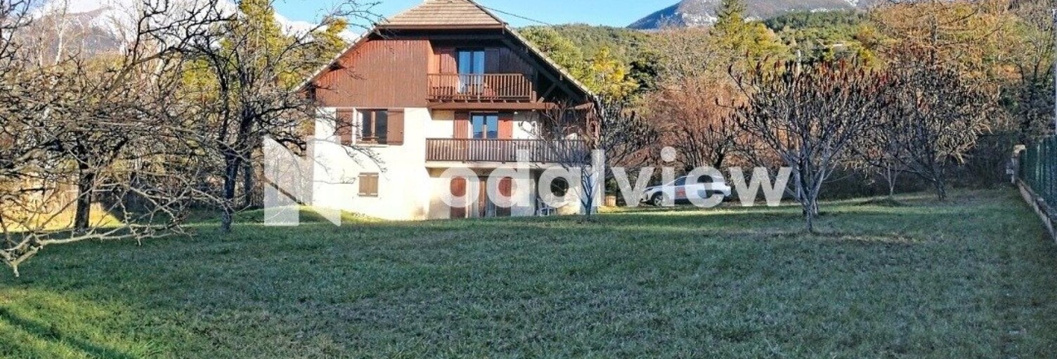 Maison 6 Pièces 180 m² à vendre à Saint-Sauveur (05200)
