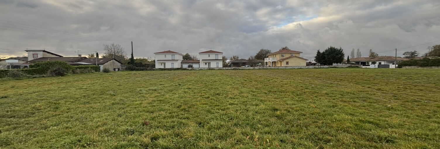 Terrain  827 m² à vendre à Vacquiers (31340)