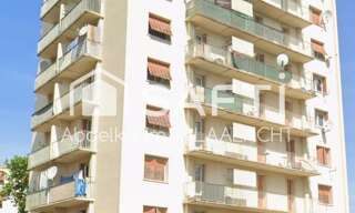 Immeuble  1706 m² à vendre à Bollène (84500)