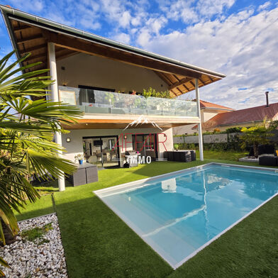 Maison 6 pièces 990000 €