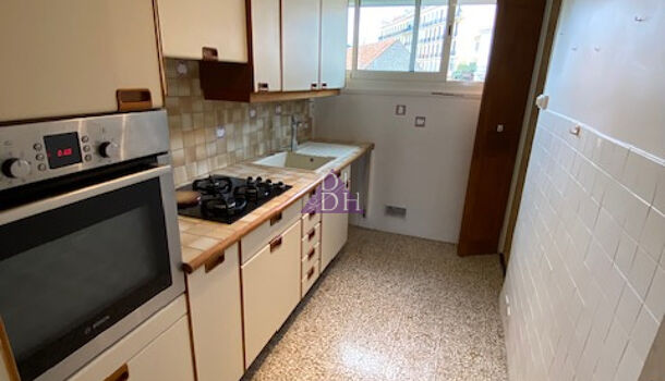 Appartement 3 pièces  à louer Hyères 83400