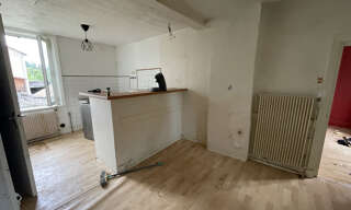 Immeuble  130 m² à vendre à Amplepuis (69550)