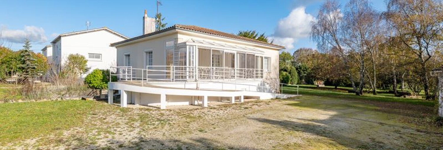 Maison 7 Pièces 133 m² à vendre à Saint-Jean-d'Angély (17400)