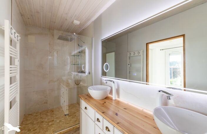 Maison en pierre de 4 pièces principales — photo 3