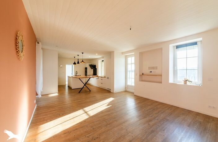 Maison en pierre de 4 pièces principales — photo 4