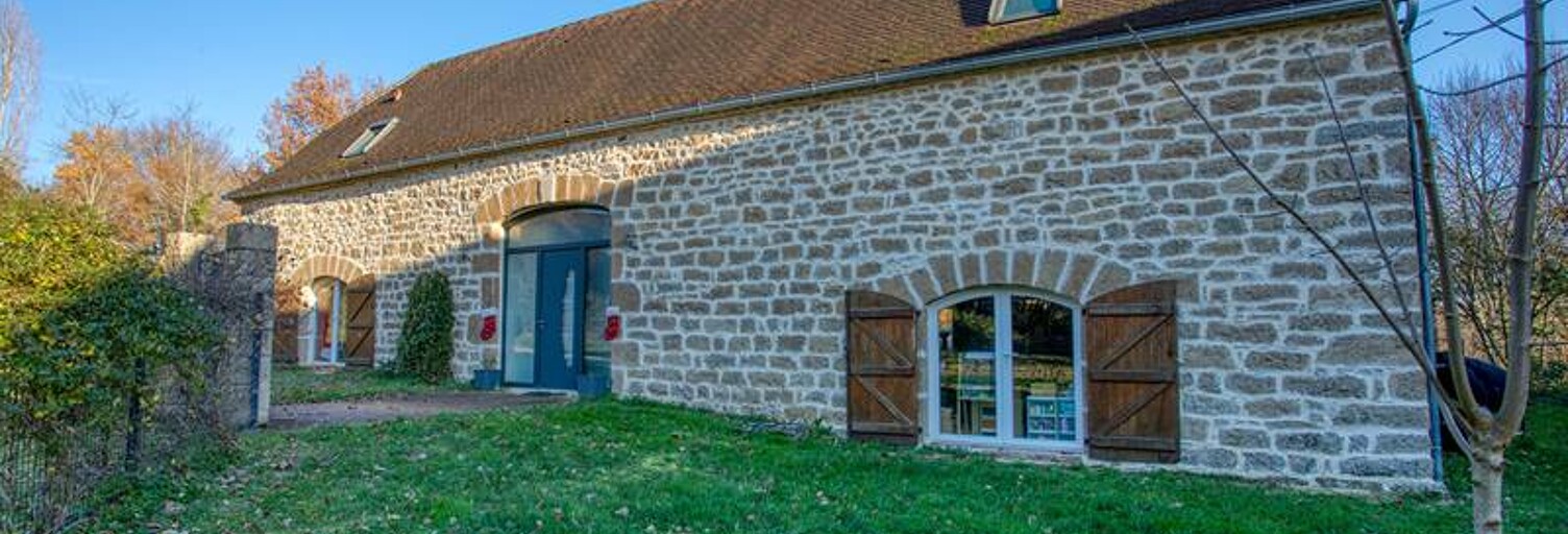 Maison 8 Pièces 194 m² à vendre à Végennes (19120)