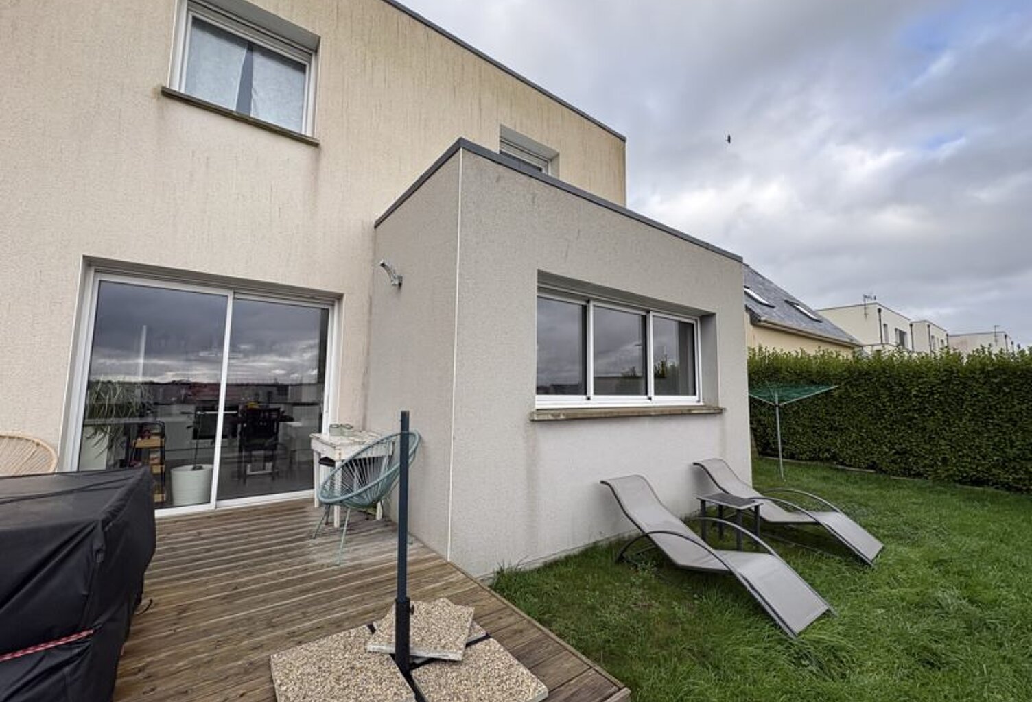 Contemporaine de 4 pièces principales — photo 1