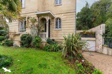 Maison 9 pièces 989900 €