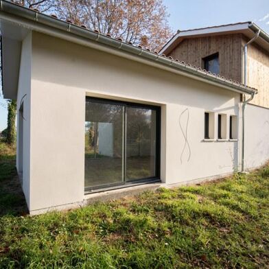 Maison 4 pièces 369600 €