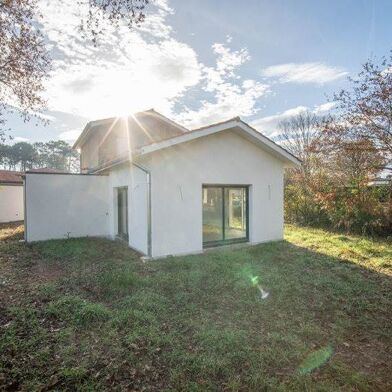 Maison 4 pièces 369600 €