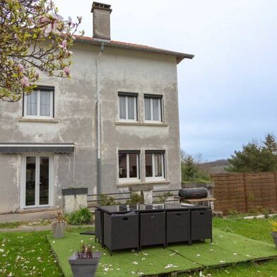 Maison 7 pièces 160000 €