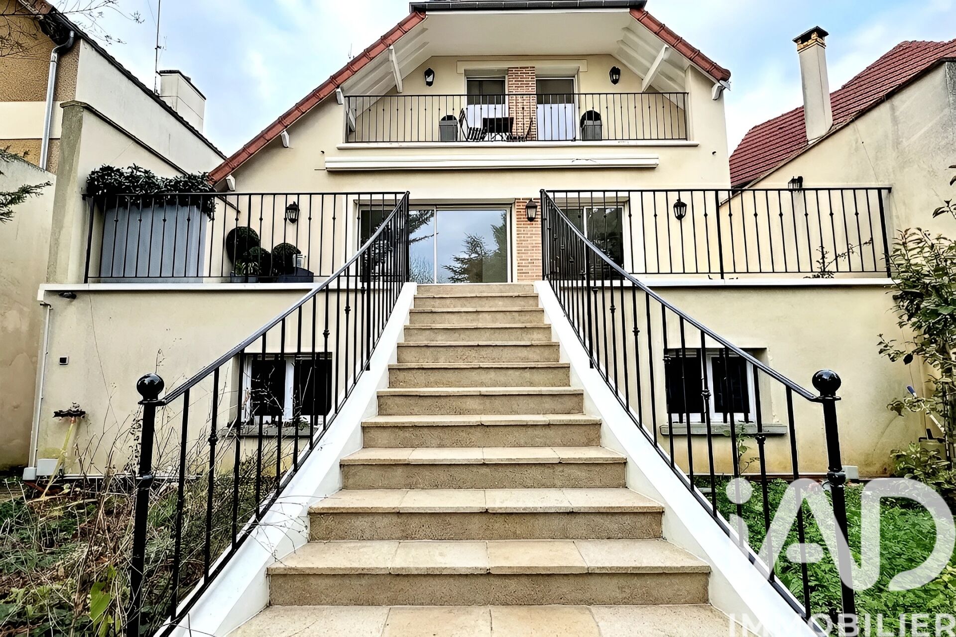 Vente Maison/villa 9 pièces - Photo 2