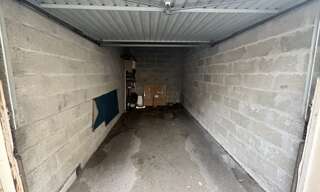 Garage   m² à vendre à Bordeaux (33000)