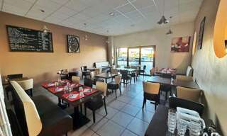 Commerce  160 m² à vendre à Lons (64140)