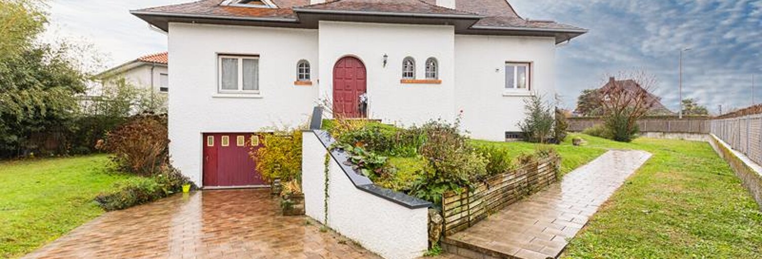 Maison 11 Pièces 192 m² à vendre à Pau (64000)