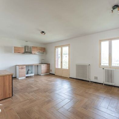 Appartement 4 pièces 187424 €