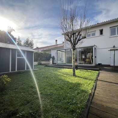 Maison 6 pièces 379900 €