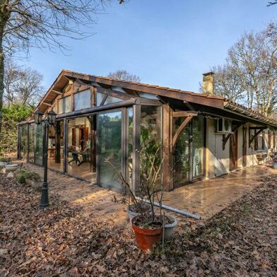 Maison 6 pièces 421200 €