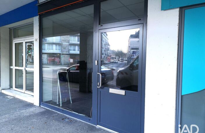 Vente Bureaux 97 m&sup2; — photo 2