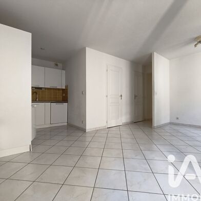 Appartement 3 pièces 130000 €
