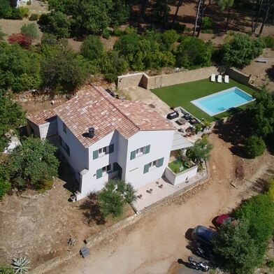 Maison 5 pièces 799000 €