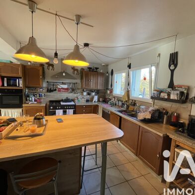 Maison 8 pièces 332800 €