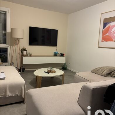 Appartement 3 pièces 98000 €