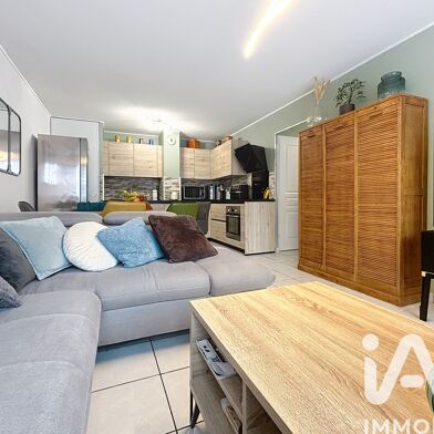 Appartement 3 pièces 180000 €