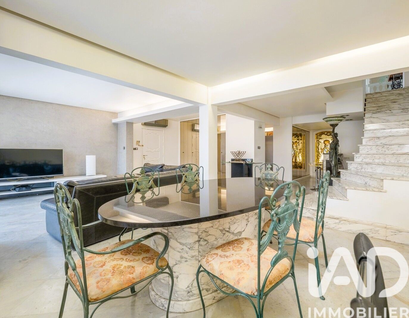 Vente Maison/villa 8 pièces - Photo 2
