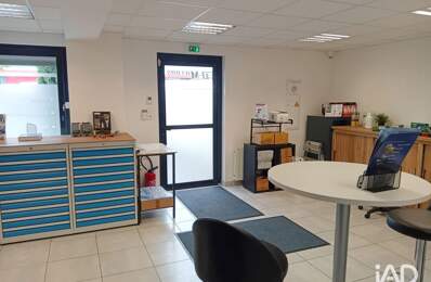 Location Bureaux 200 m&sup2; — photo du bien