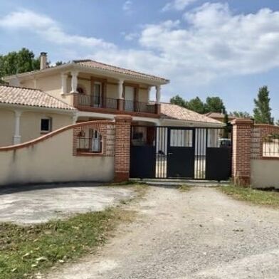 Maison 5 pièces 449000 €