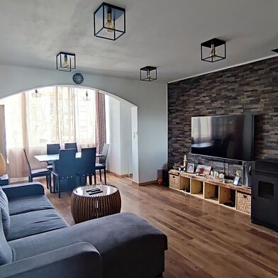 Appartement 4 pièces 165000 €