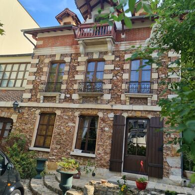 Maison 8 pièces 695000 €