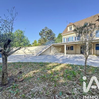 Maison 9 pièces 495000 €