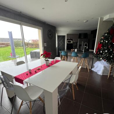 Maison 8 pièces 349000 €