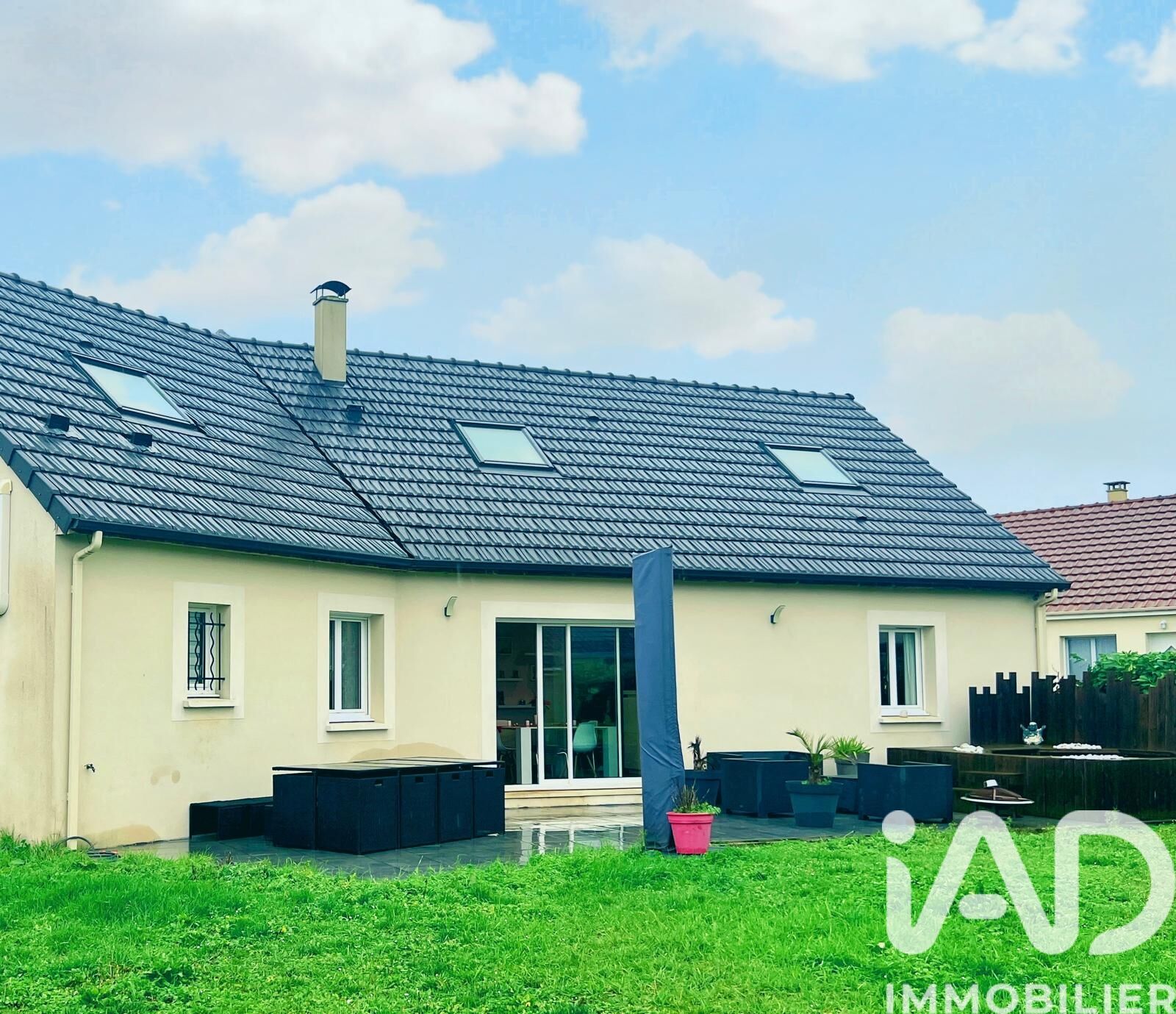 La-Chapelle-St-Ursin - 144m² - 8p. - 6ch.