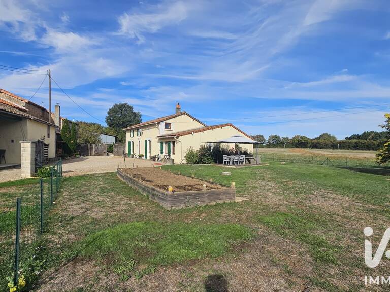 Vente Maison de village 6 pièces — photo 1
