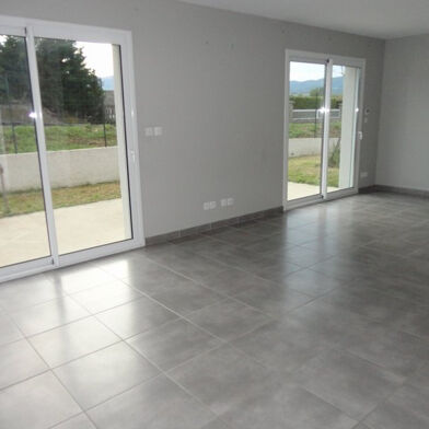 Maison 4 pièces 968 €