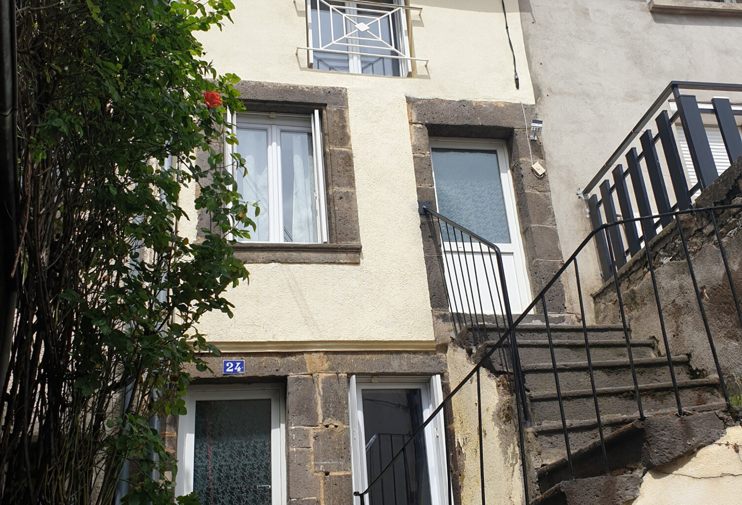 Maison de bourg — photo 1