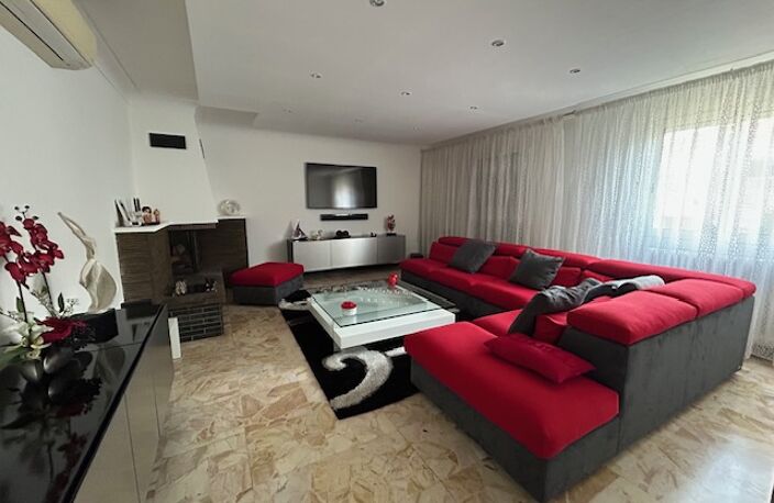 Maison - 2 appartements - La Lunette — photo 5