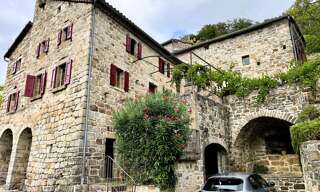 Maison 8 Pièces 235 m² à vendre à Saint-Pierre-Saint-Jean (07140)