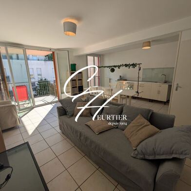 Appartement 3 pièces 850 €