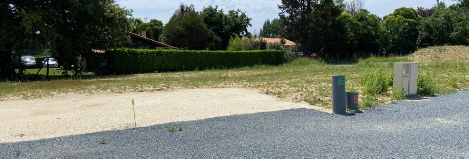 Terrain  475 m² à vendre à Saint-Yzan-de-Soudiac (33920)