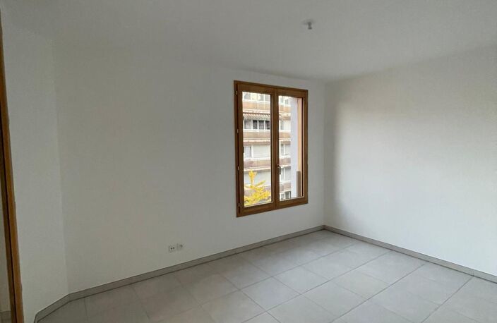 Appartement T2 de 43m² 2 min gare, ceva,bus — photo 4