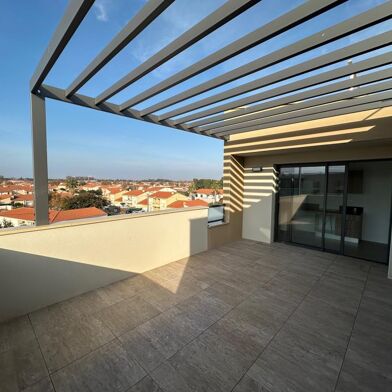 Appartement 4 pièces 870 €