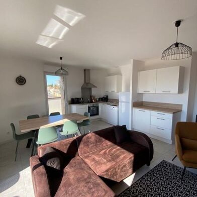 Appartement 4 pièces 1410 €